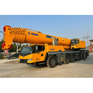 รถ เครน XCMG 200 Ton Crane